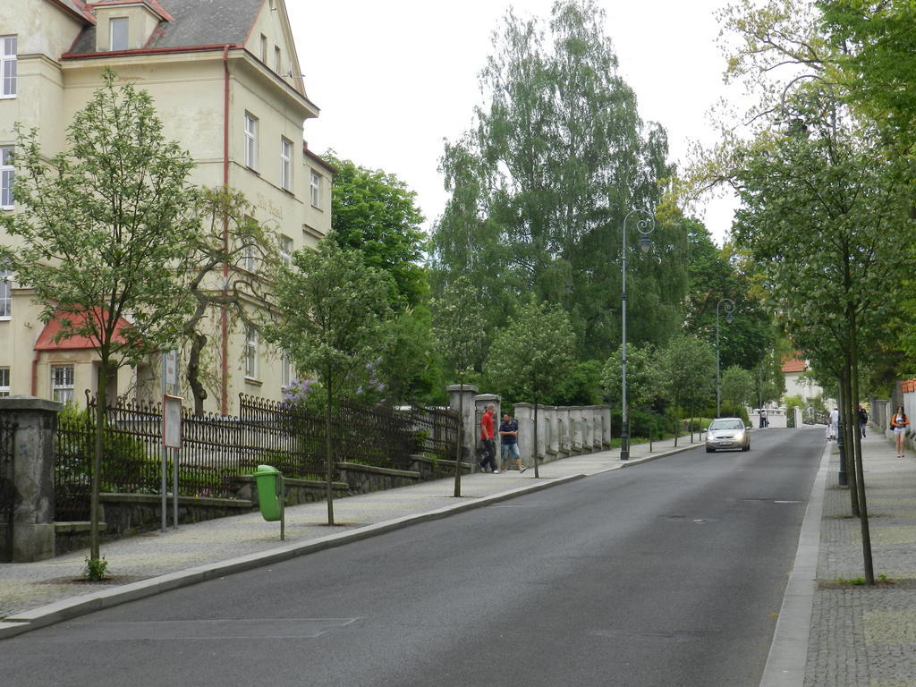 Apartment Krale Jiriho Karlovy Vary Exterior photo