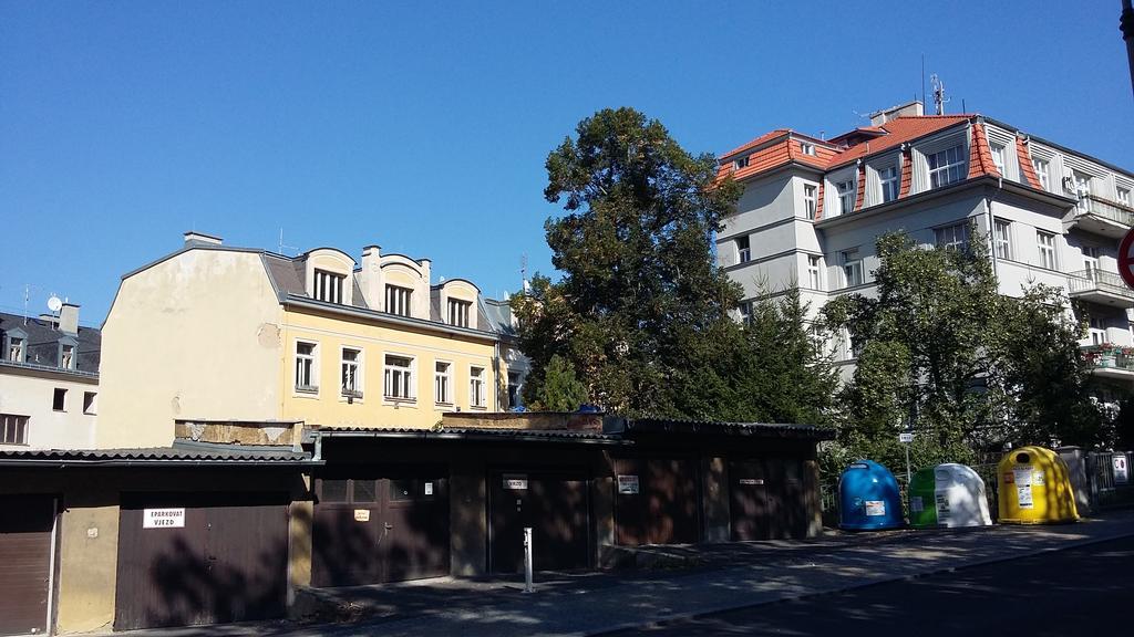 Apartment Krale Jiriho Karlovy Vary Exterior photo
